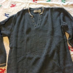 Med High Sierra V neck Blue sweater